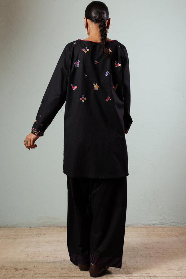 Hand-Crafted Sainchi Set