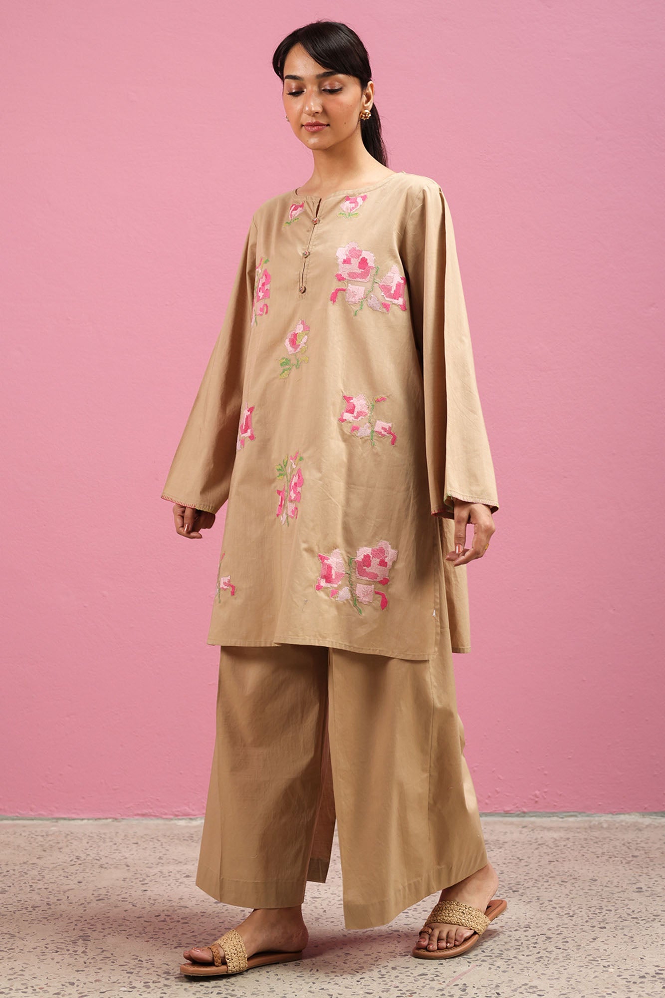 beige