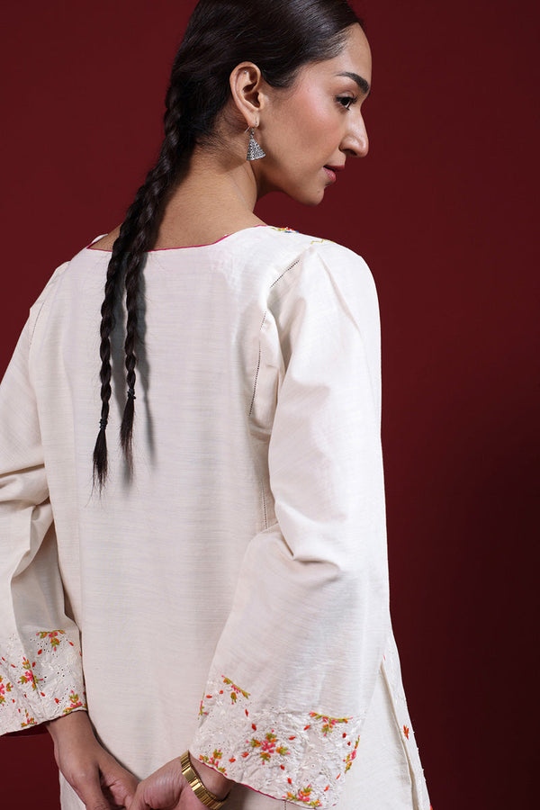 Hand-Embroidered Tapestry Set