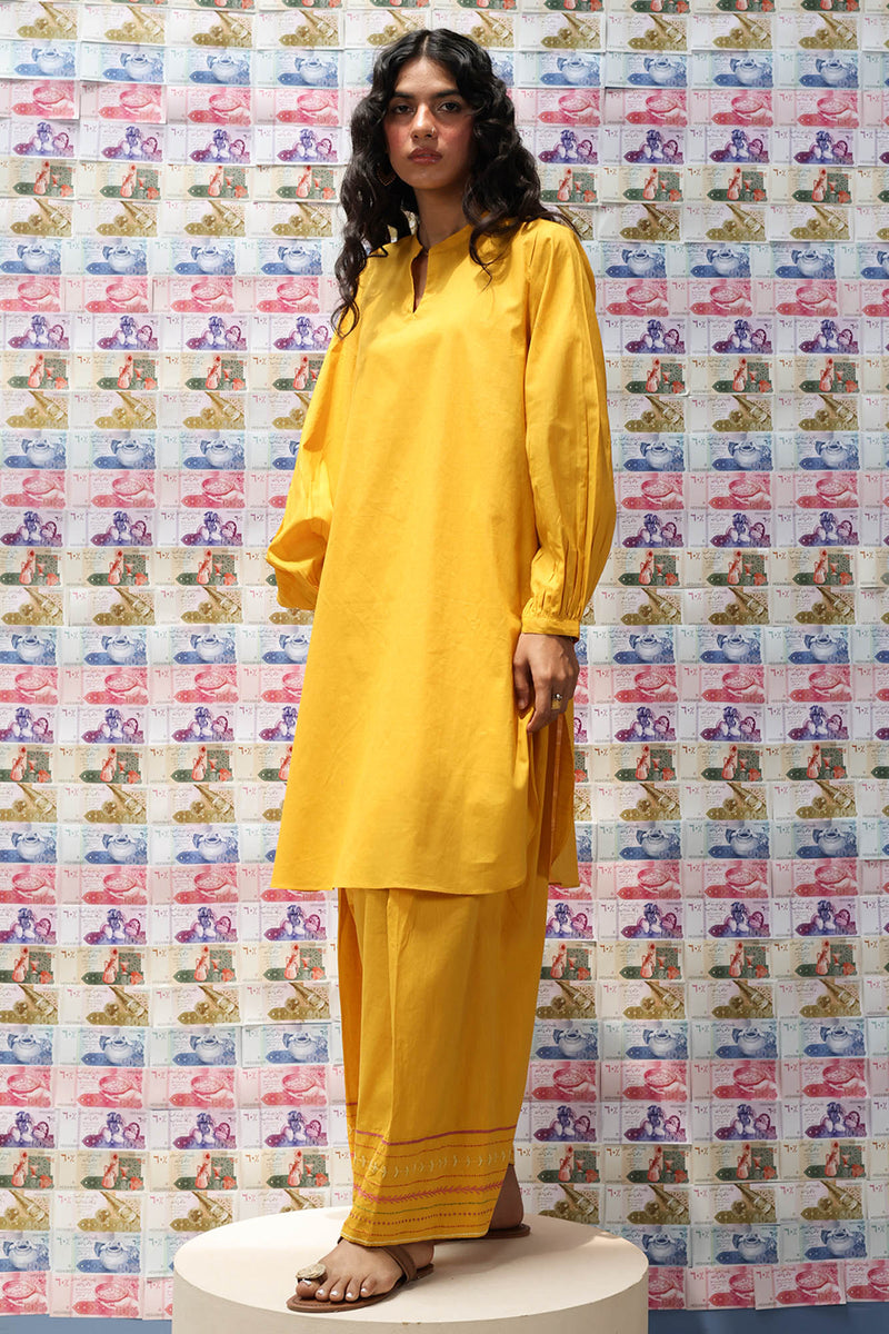 Hand-Embroidered Reverie Set