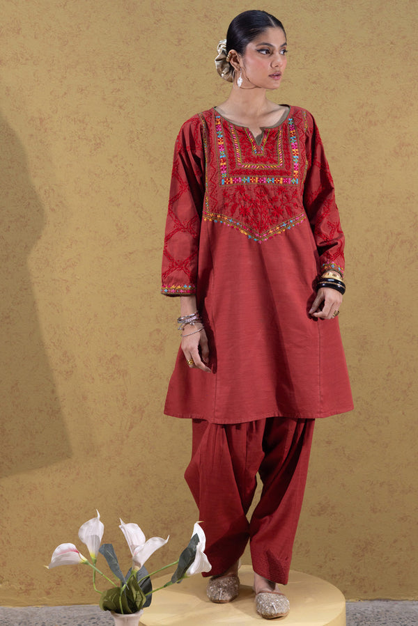 Hand-Embroidered Hues Set