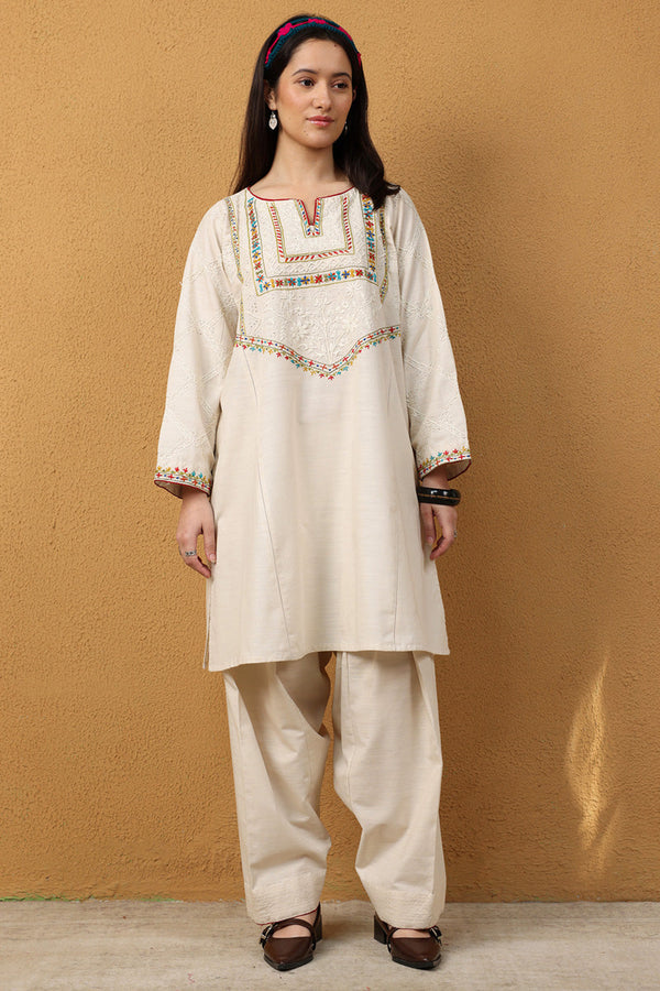 Hand-Embroidered Hues Set