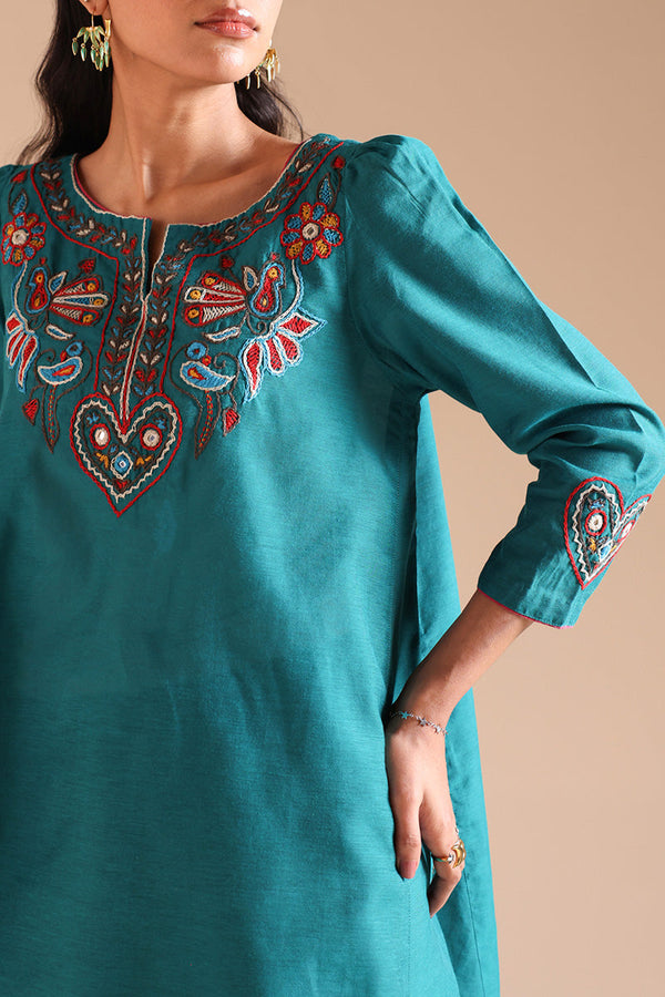 Hand-Embroidered Sheesh Set