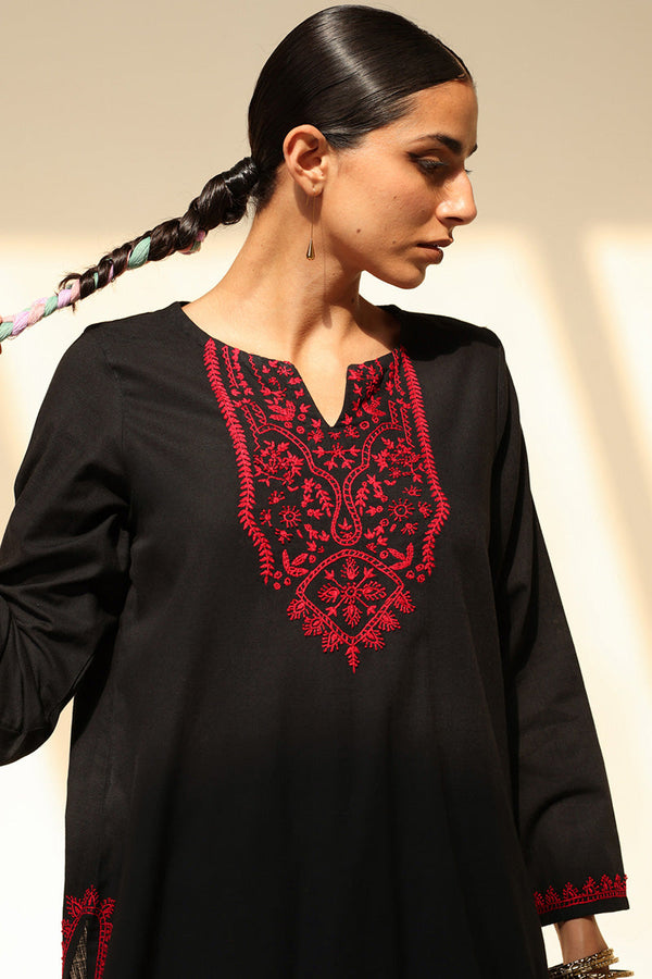 N K R Embroidered Set