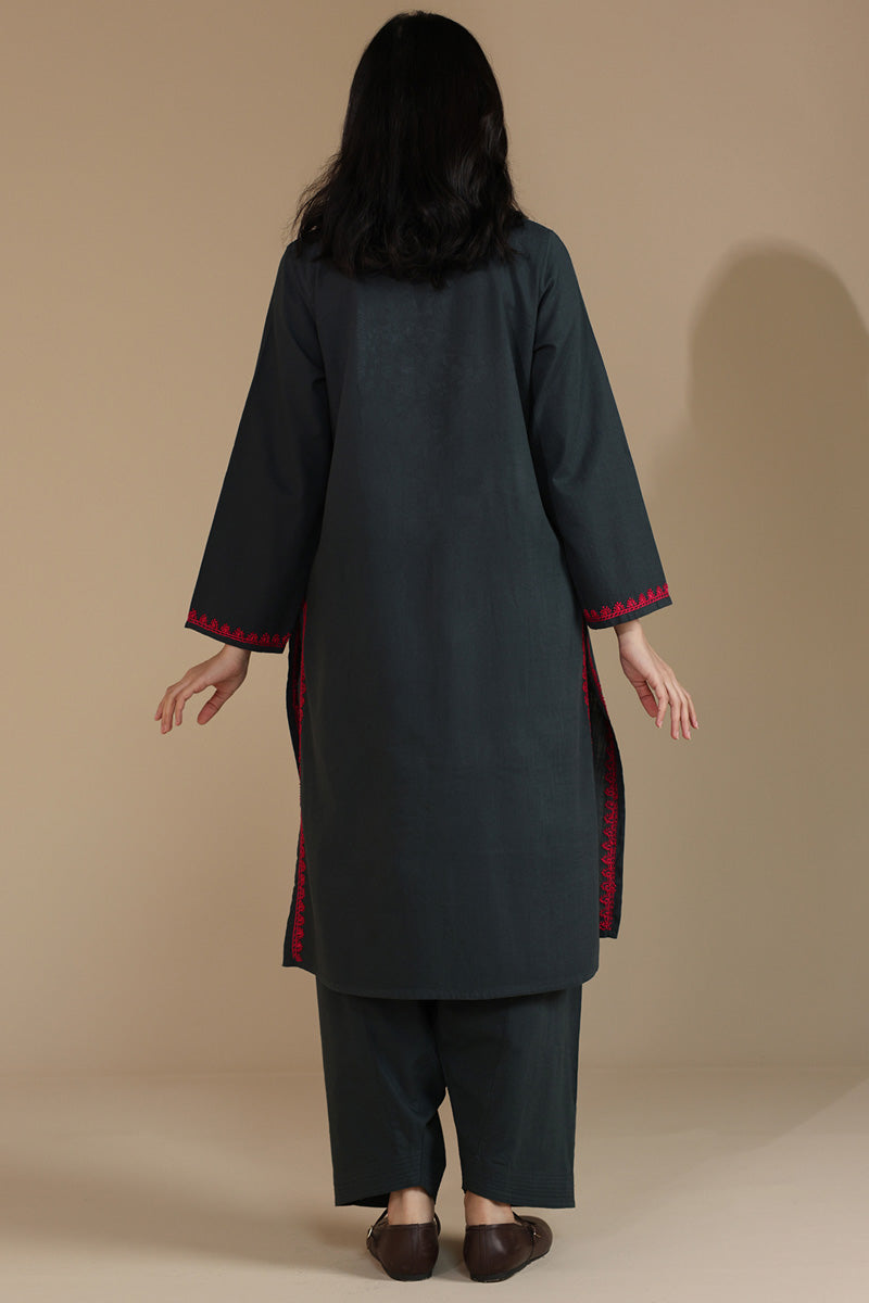 N K R Embroidered Set