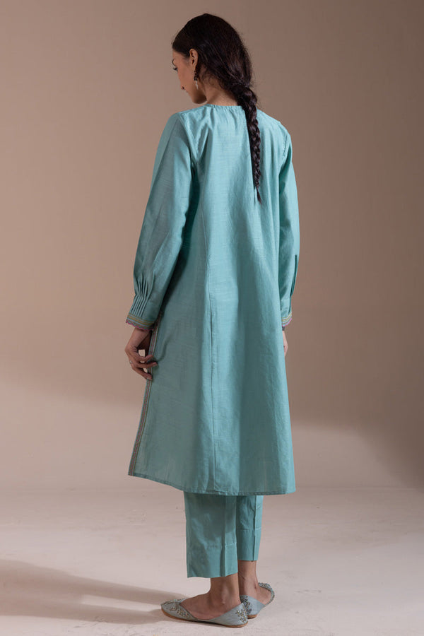 Pyari Paras Embroidered Set