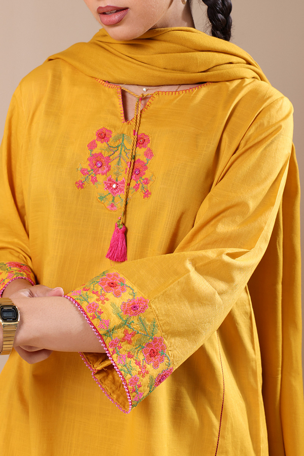 Heart Embroidered Set