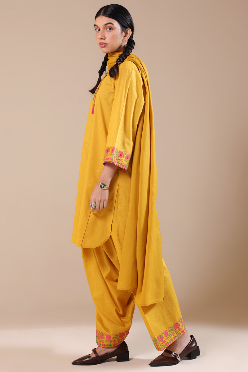 Heart Embroidered Set