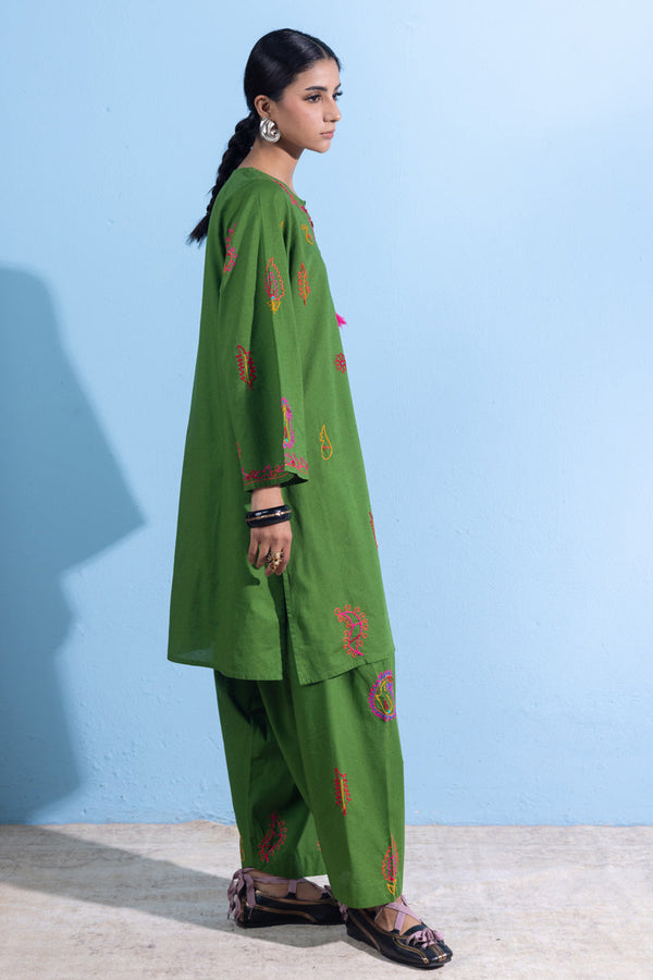 Embroidered Laari Adda Set