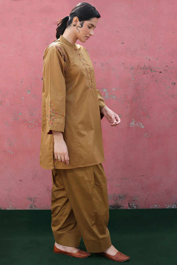 Chitrali Chogha Grace Set