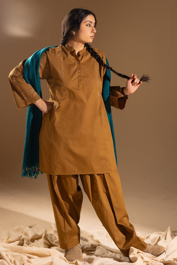 Chitrali Chogha Bloom Set