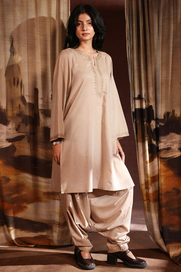 Dusty Dreams Embroidered Set