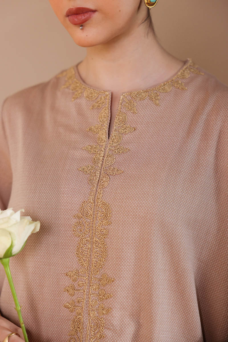beige