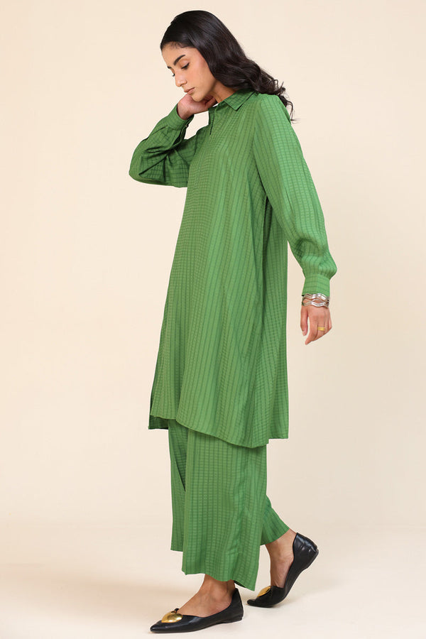 Minimal Crisp Collar Set