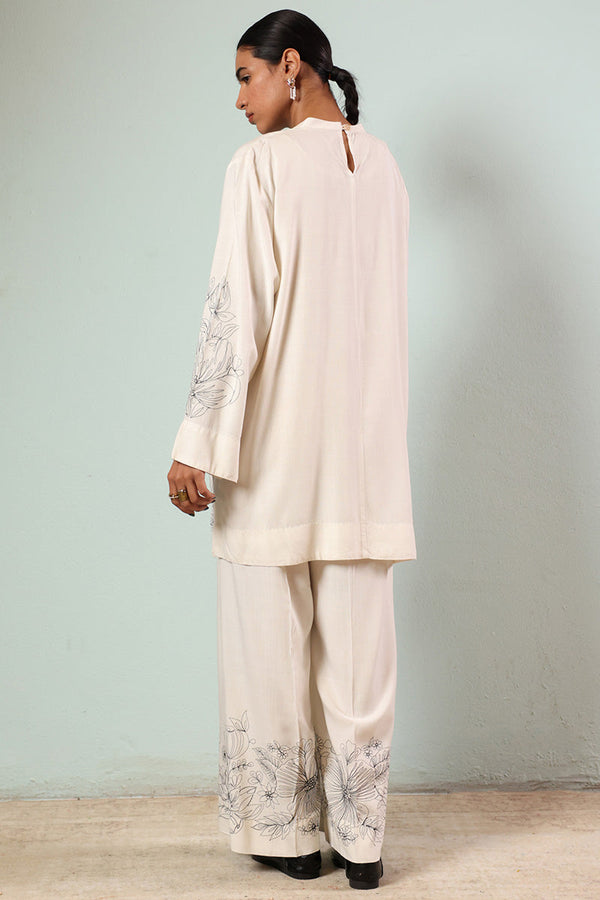 Monochrome Embroidered Edit Set