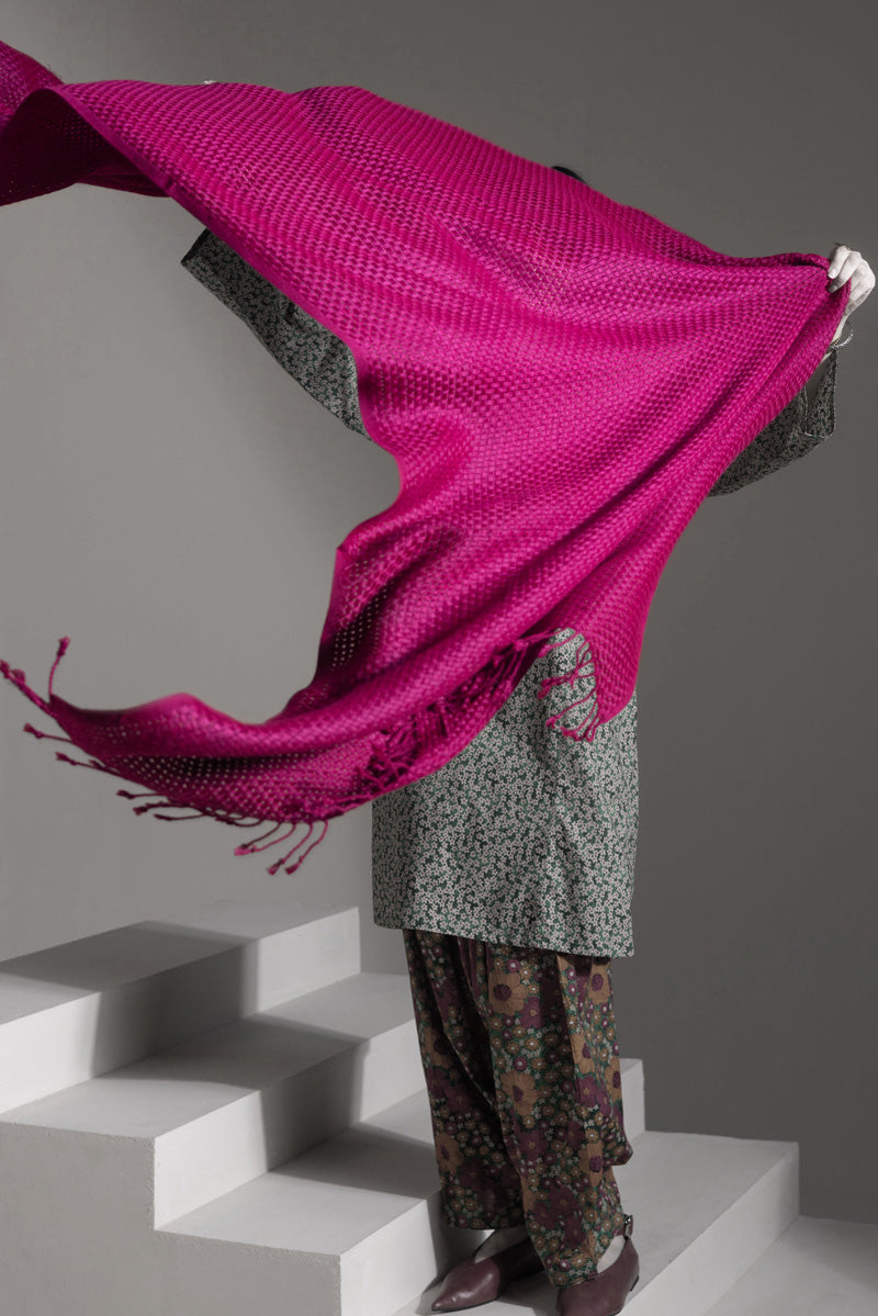 Woven Checks Shawl
