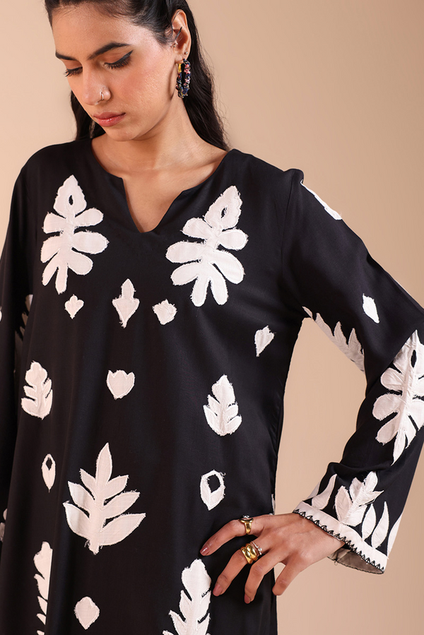 Monochrome Appliqué Edit Set