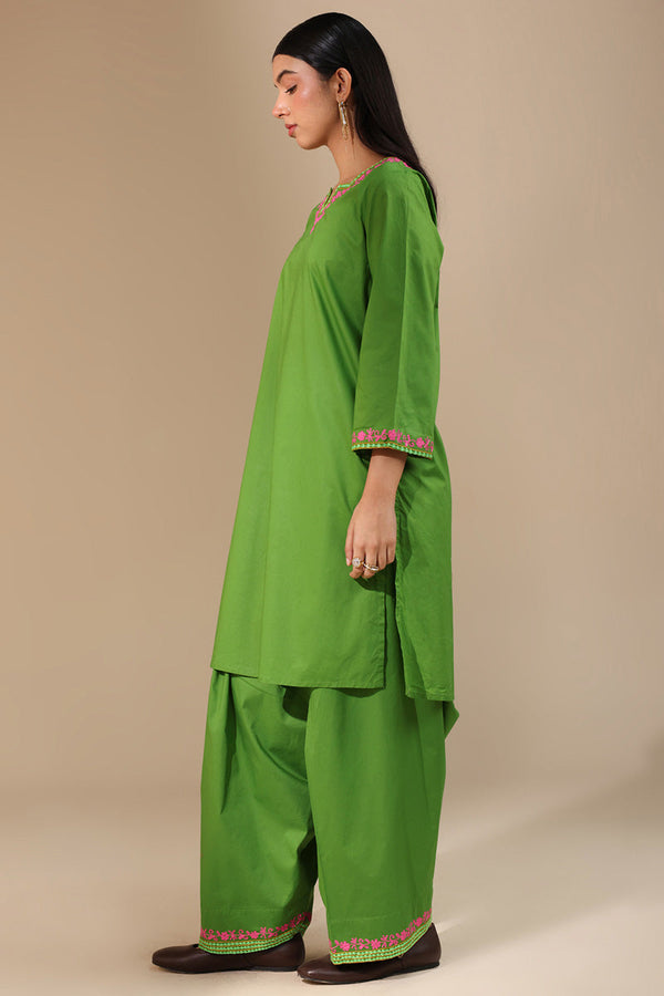 Chitrali Chogha Opulent Set