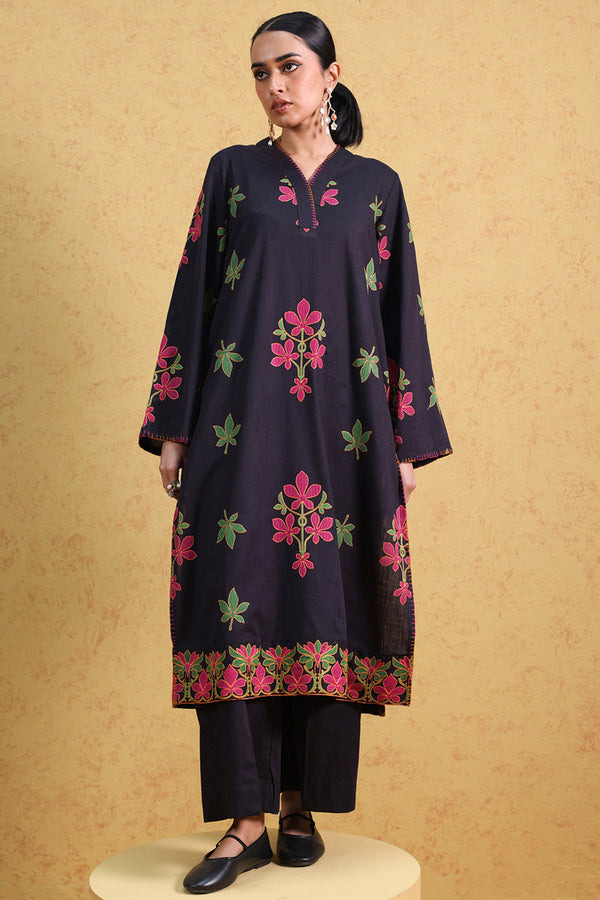 Misty Embroidered Set