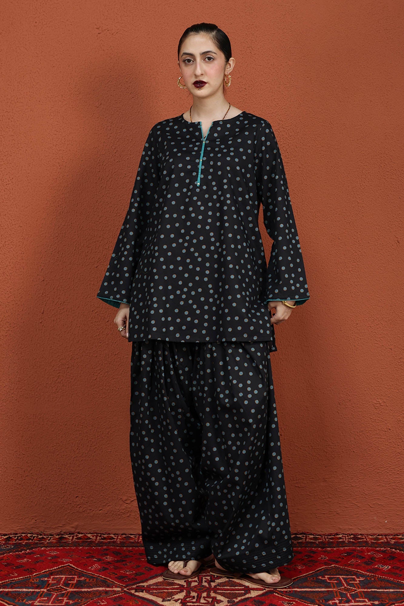 Floral Vine Farshi Set