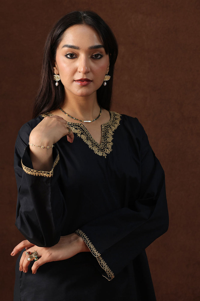 Coordinated Farshi Set