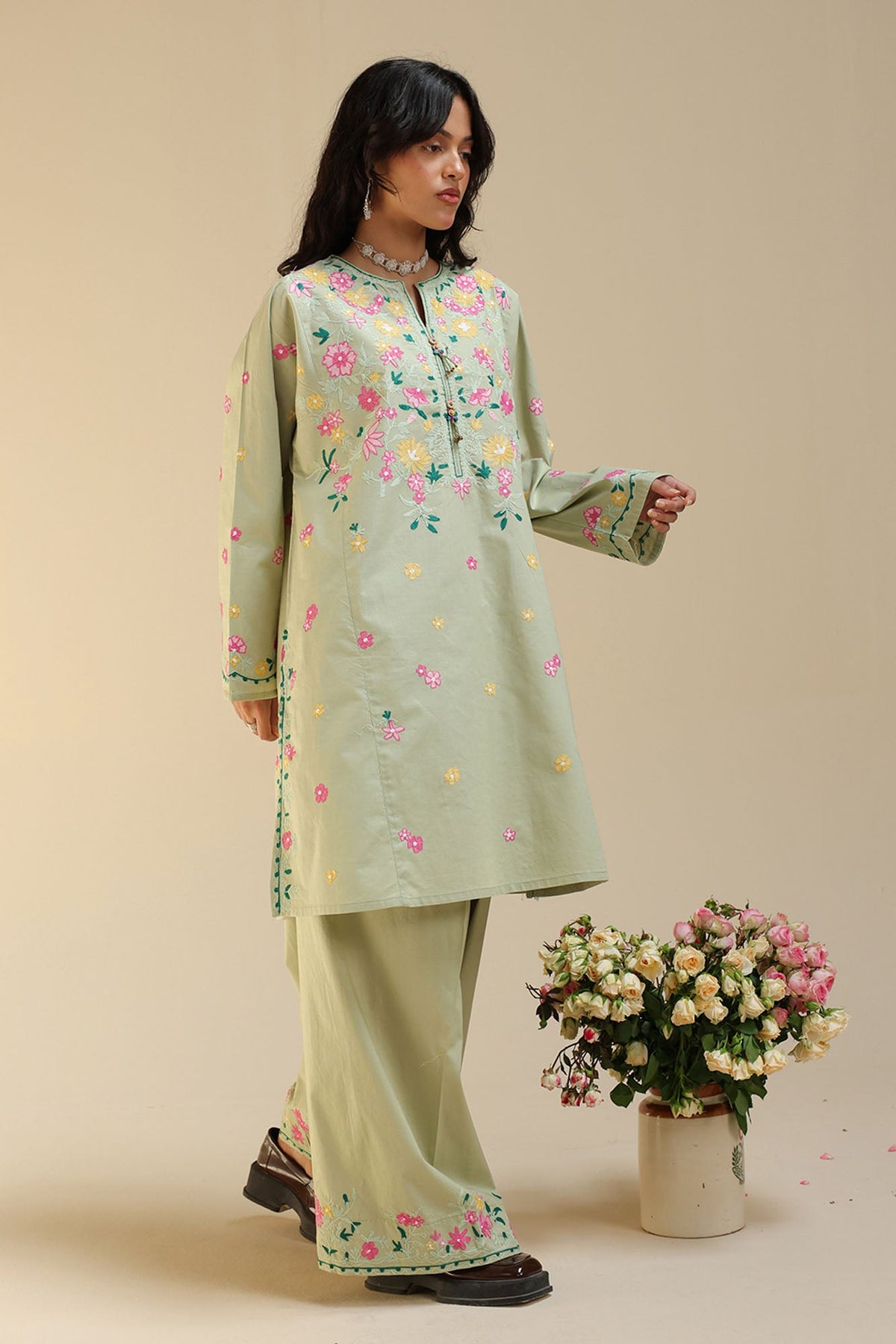 Embroidered Petal Edit Set