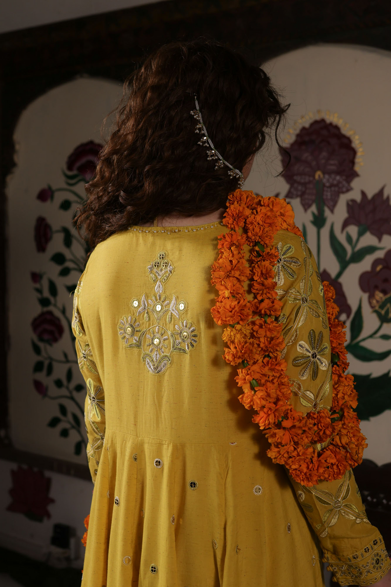 Embroidered Moon Sequin Set