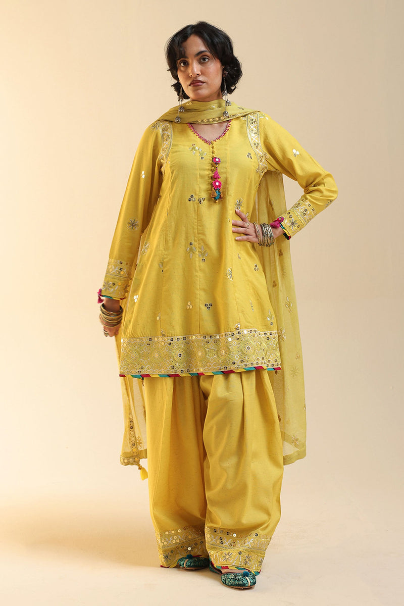 Zareen Embroidered 3-Piece Ensemble