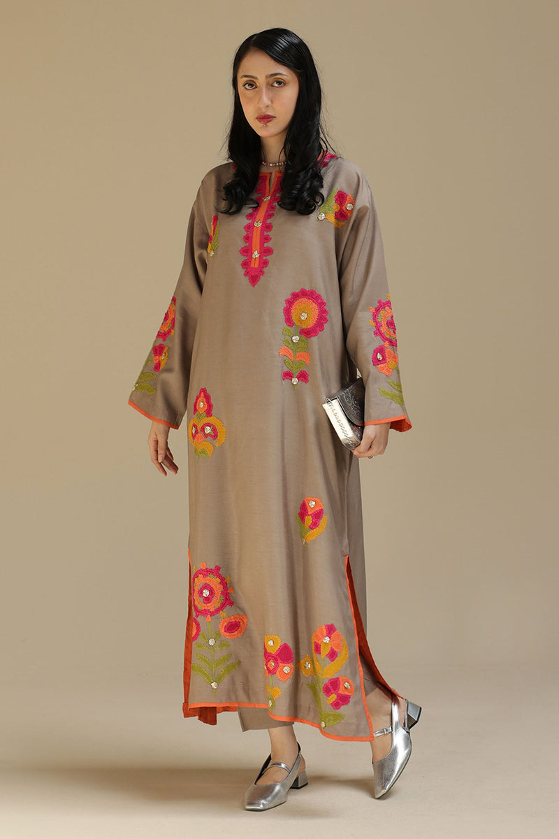 Rangrez Embroidered Set