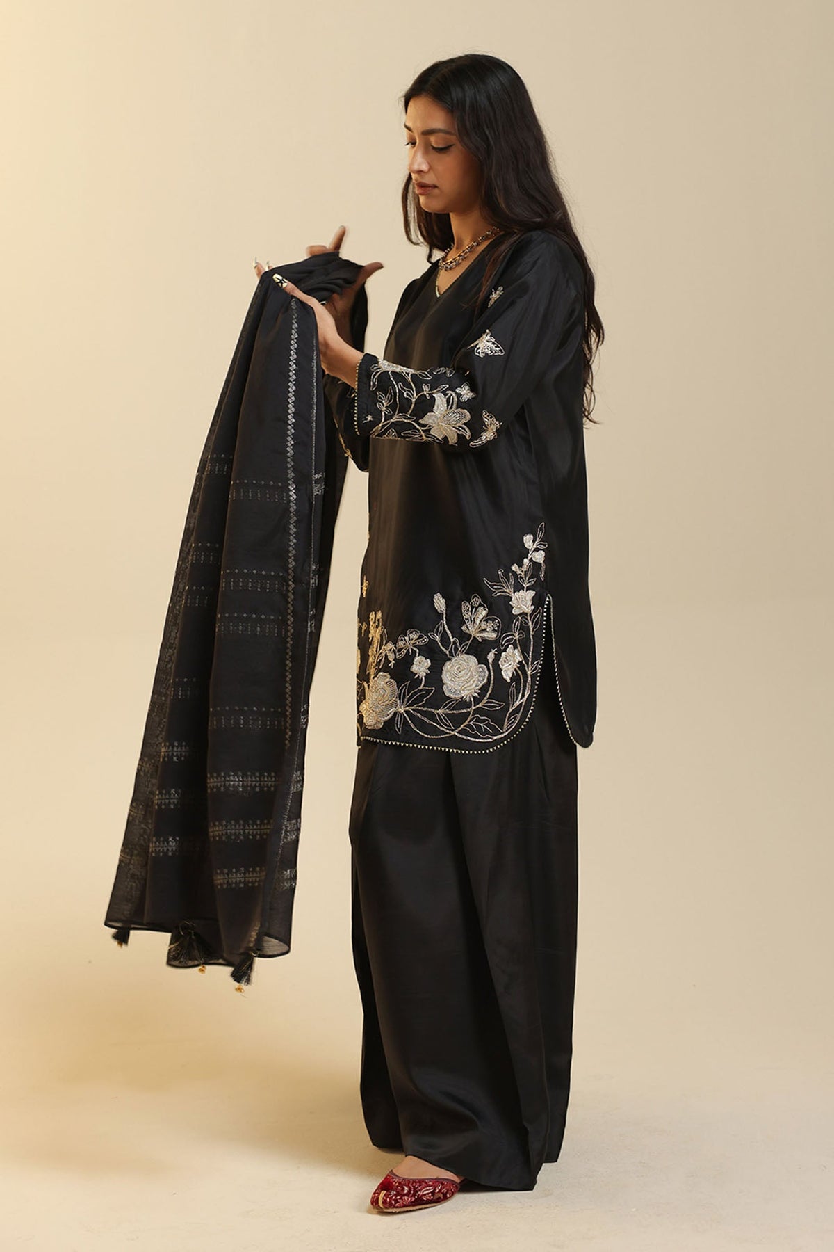 Phool Embroidered Farshi Suit