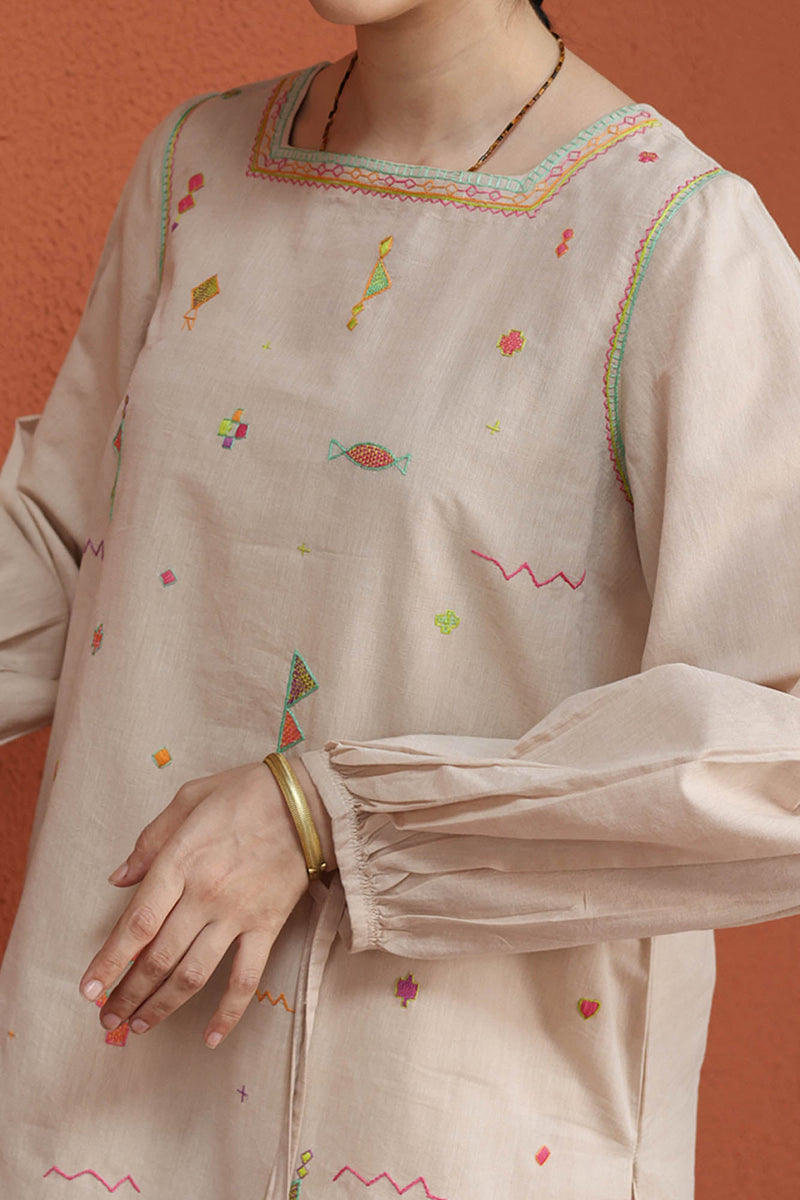 Hand-Embroidered Farshi Set