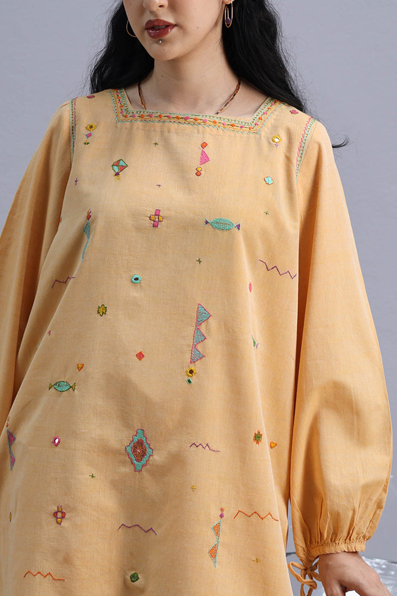 Hand-Embroidered Farshi Set