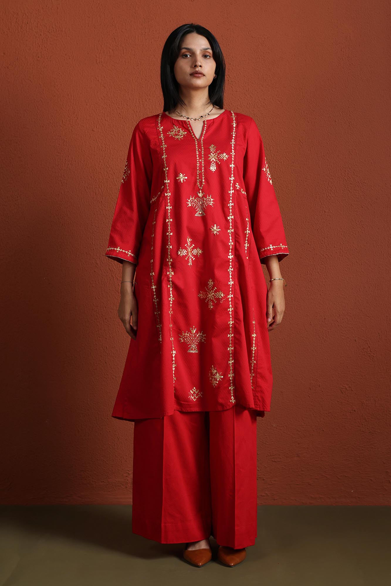 Embroidered Shimmer Set