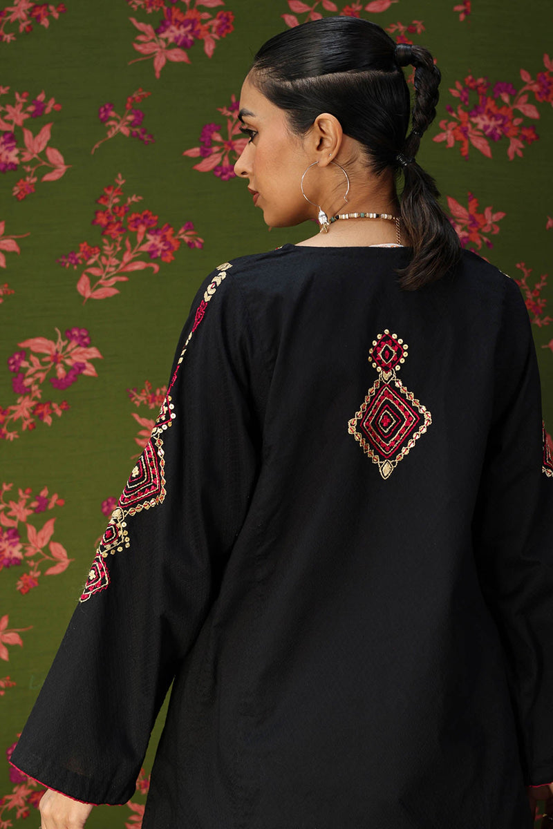 Gold Dust Embroidered Set