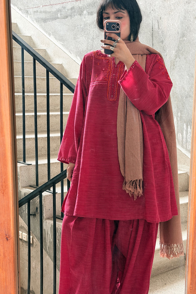 Hand Embroidered Farshi Set
